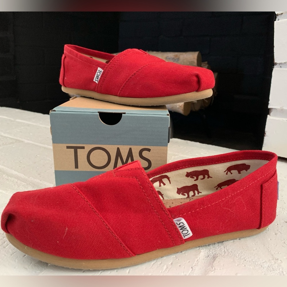 TOMS Classic Red Canvas 6.5